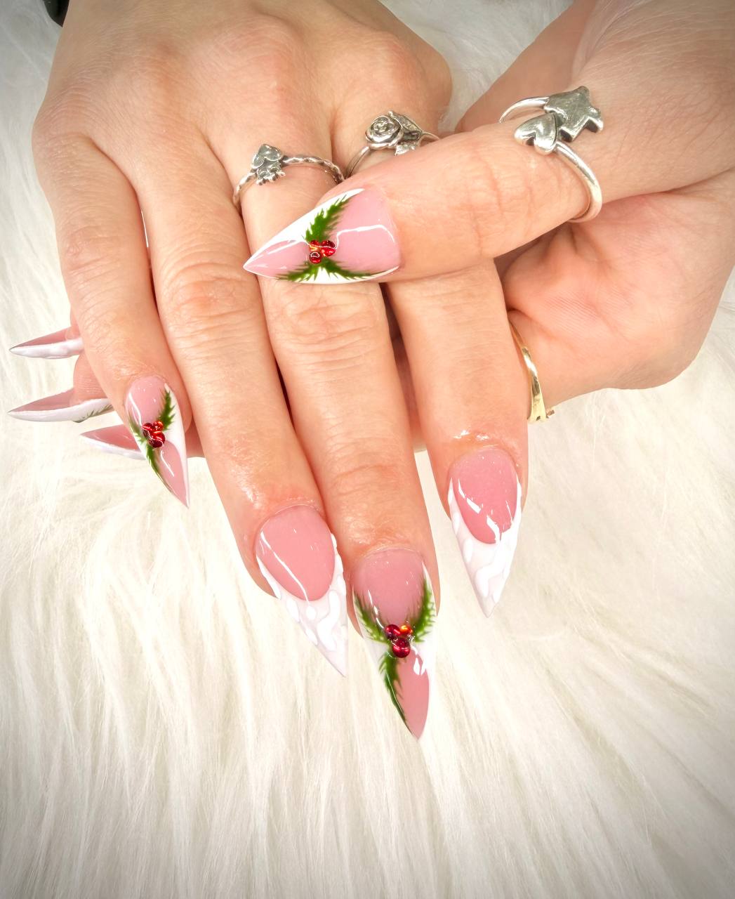 V Nails & Spa nail photo 5